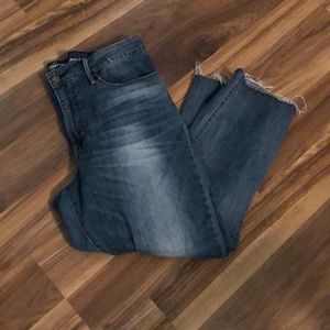 EUC • Women’s Jeans